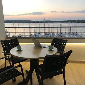 Center Seaview Apartment Pula