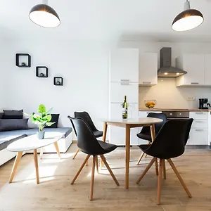 Apartment Deluxe Near The Bridge, Zadar
