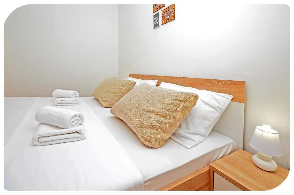 Aprtment Close To Center Zadar Apartment